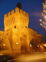 /album/galleria-fotografica/porta-marina-di-notte-jpg/